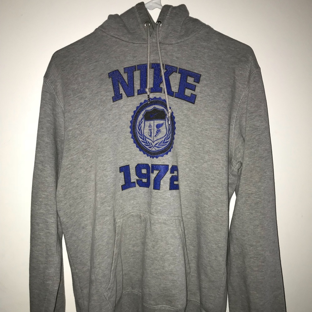 Nike Authentic Sweatshirt